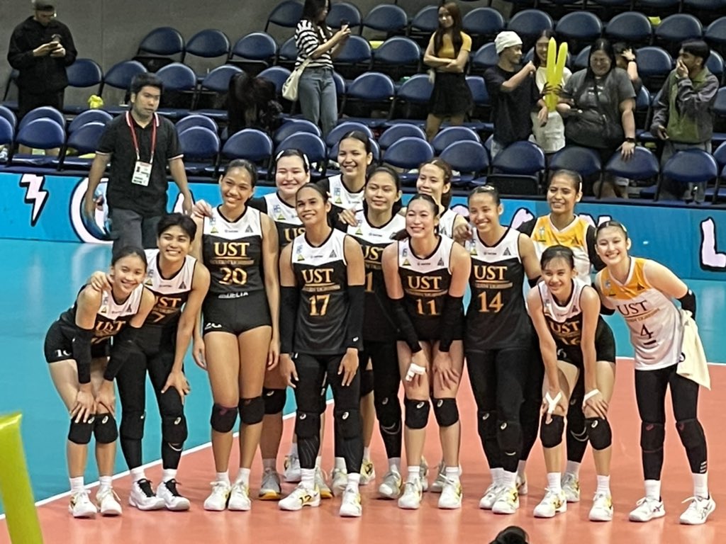 SILVER FINISH 🥈

still a great run, girls! who wouldve thought that youre gonna reach the finals? again, youve already exceeded our expectations! THANK YOU FOR BRINGING US AGAIN TO THE FINALS. 

the journey doesnt end here; it has just started. SEE YOU NEXT SEASON! #GoUSTe 💛