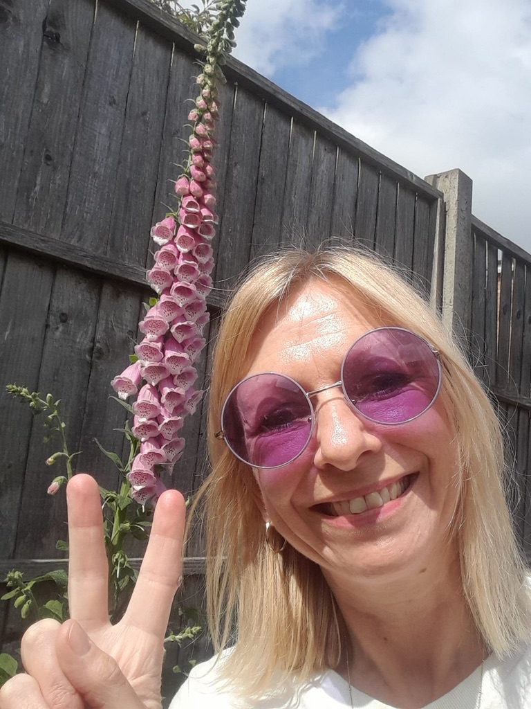 We're getting moving in support of #MentalHealthAwarenessWeek! 

Clinical Lead and qualified therapist Marcia has been getting busy in the garden. Being in green spaces can help us relax. Gardening can also give us a sense of achievement, boosting confidence and self-esteem.