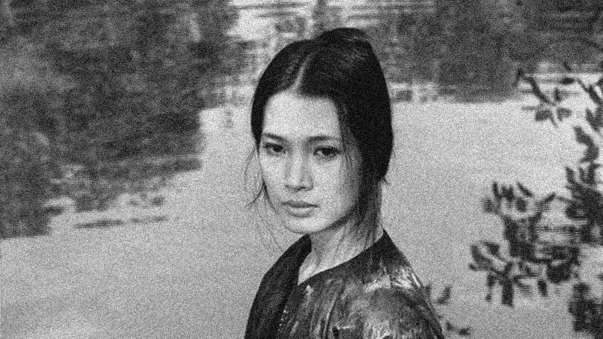 #WhenTheTenthMonthComes is Dang Nhat Minh's emotive portrait of a young Vietnamese widow living through the Vietnam War. Newly restored, screening for the first time in the UK with @starnhaease. 🎟️Wed 22 May > richmix.org.uk/cinema/when-th…