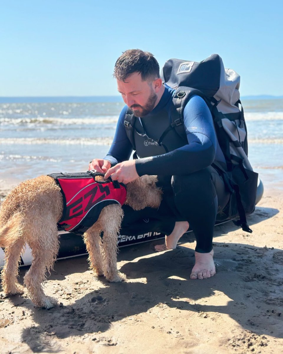 Have you seen our recent giveaway with @thefamilylincoln on Instagram?👀 If not, head over to their profile and check it out! 🌊 #ezydog #dog #lifejacket #sea #summer #summeradventures #giveaway #collaboration