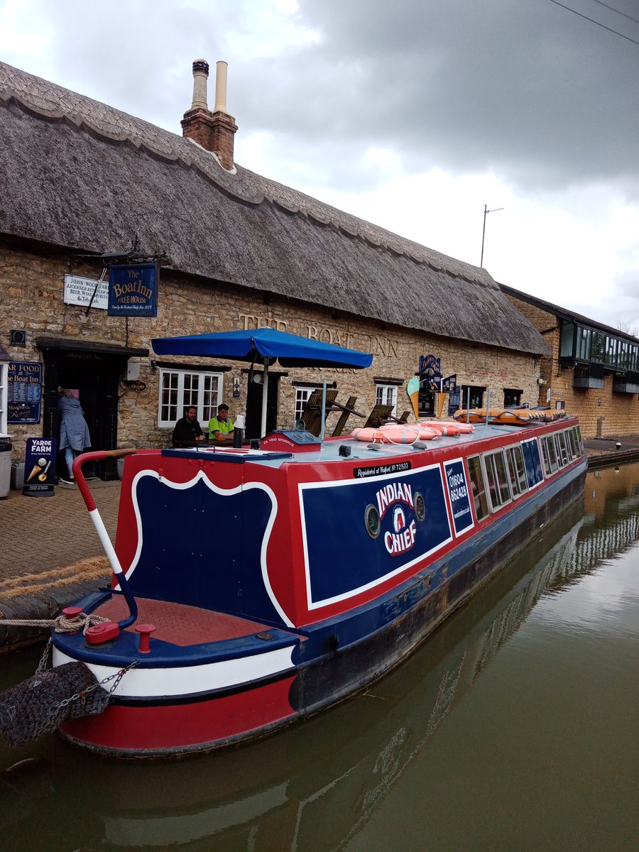 Today's lunch stop #boats #canalboats #canalboatmuseum #stokebruerne #theboatinn #travels #spring #may