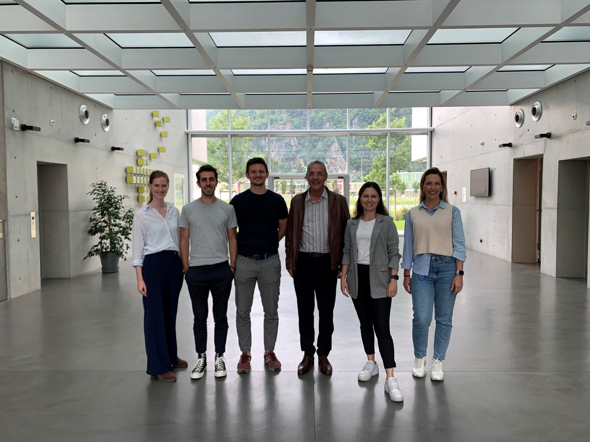 IRB_Bellinzona (@bellinzonairb) on Twitter photo We were thrilled to have Prof. Ricardo Gazzinelli , from Oswaldo Cruz Foundation – Minas (BR) joining us in #Bellinzona as a guest for our #PhDprogram. 👏Thank you for your contribution and for the stimulating discussions!
<a href="/USI_en/">USI University</a>
#PhD #PhDProgram #IRB We were thrilled to have Prof. Ricardo Gazzinelli , from Oswaldo Cruz Foundation – Minas (BR) joining us in #Bellinzona as a guest for our #PhDprogram. 👏Thank you for your contribution and for the stimulating discussions!
<a href="/USI_en/">USI University</a>
#PhD #PhDProgram #IRB