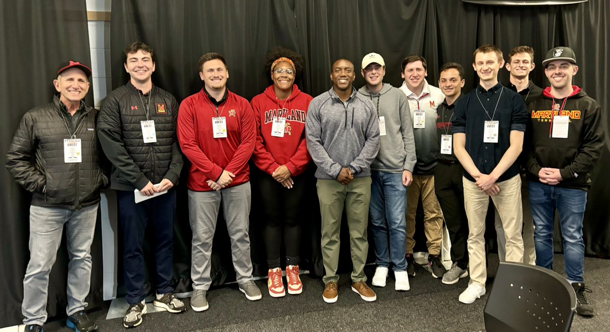 PovichCenter's tweet photo. Last Friday, our students got the chance to meet with MLB umpire Malachi Moore before the Orioles-Diamondbacks game. Moore is one of five Black umpires currently working in MLB and the first graduate of MLB's Urban Youth Academy in Compton, CA, to umpire in the big leagues. https://t.co/spXohu6qzE