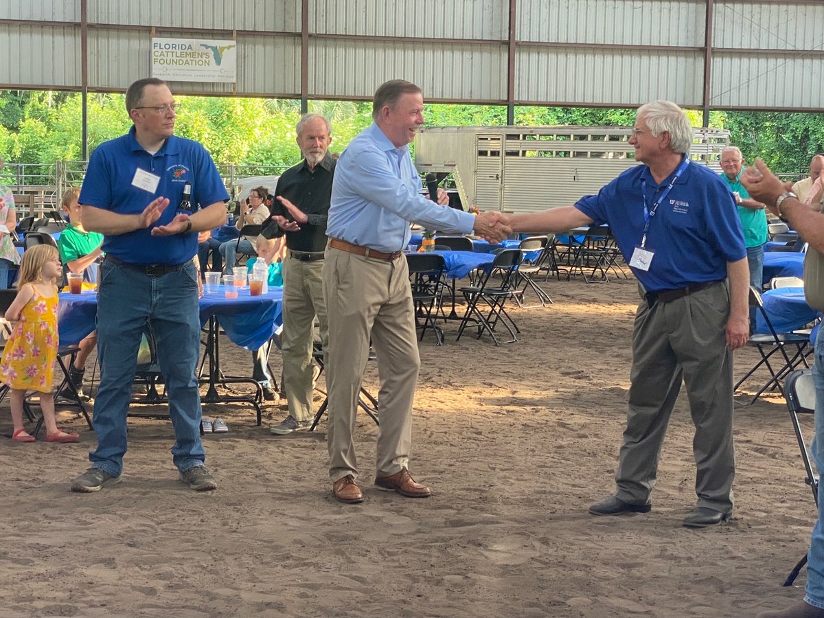 At last week's 73rd Annual Beef Cattle Short Course, Dennis Kalich, the farm manager/research coordinator at the UF/IFAS Range Cattle REC, was recognized by Dr. John Arthington, chair of the UF Animal Science Department @uf_ansci for his 30 years of service.