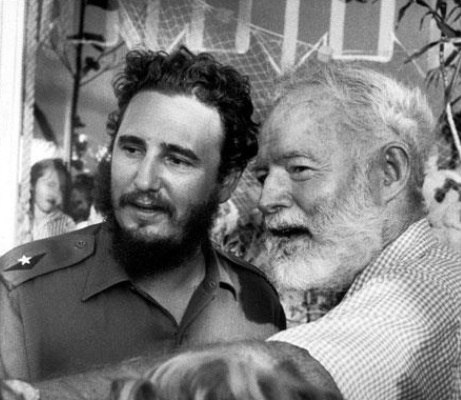 📷 #FidelCastro gana el concurso 'Ernest Hemingway', de la Pesca de la Aguja. Comparte por vez primera con el afamado escritor norteamericano, quien asistió a la premiación, 15 de mayo de 1960 #Revolucion #SomosCuba #SomosContinuidad