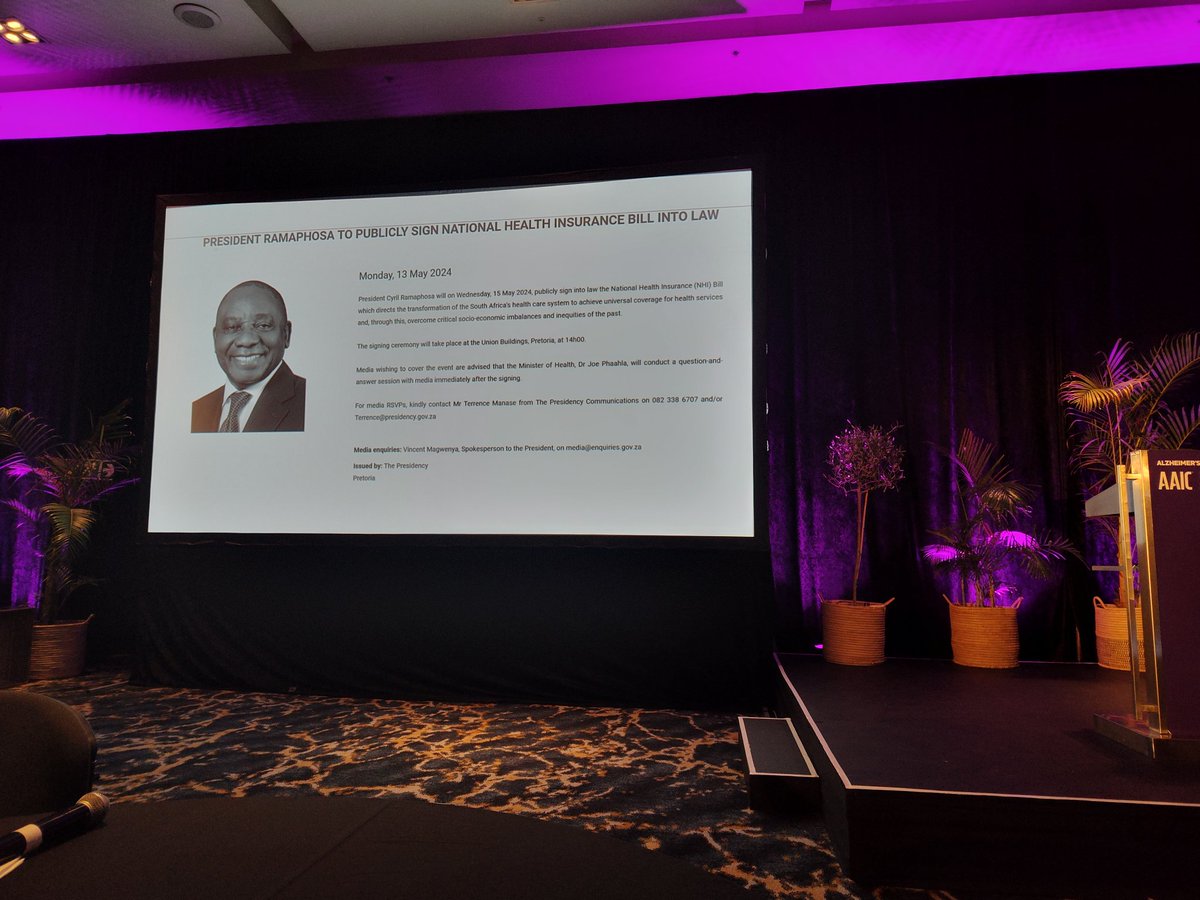 At a historic moment for @GBHI_Fellows & @alzassociation at #AAICSS24 in #South Africa as universal #healthcare becomes law! A step towards guaranteed equity. Thanks to @Traceynaledi for sharing these great news. 🌍✨ @atlanticfellows @ISTAART @TekanoSA