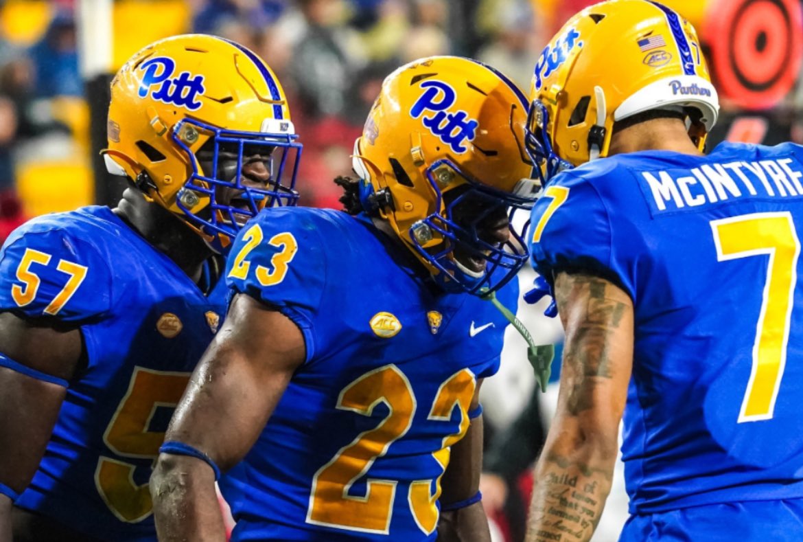 Blessed to receive an offer from The University of Pittsburgh!! @Pitt_FB @dpfootball @mcbright44 @KinslerLatish