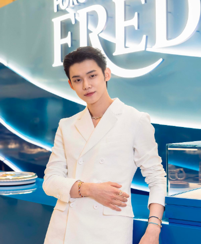 TXT's Yeonjun has been selected as a friend of Maison brand by Fred Jewelry.