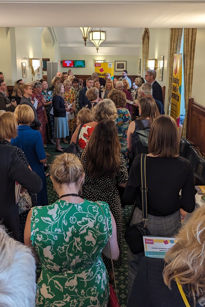 Packed Parliamentary event on the power of reading to tackle common health issues such as dementia readingagency.org.uk/get-reading/ou… #ReadingWell #DementiaActionWeek #CILIP