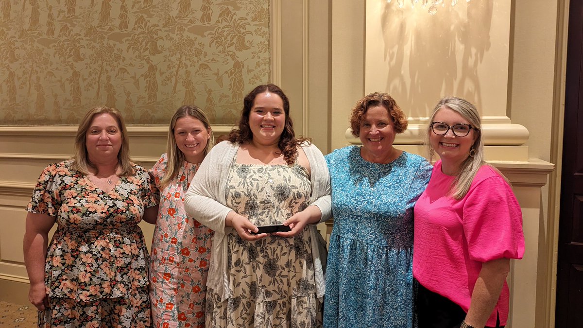 Congratulations to <a href="/_MsGleason/">Alex Gleason</a> for her Honor a Teacher award! Thank you to <a href="/TowneBanking/">TowneBank</a> for sponsoring this award.