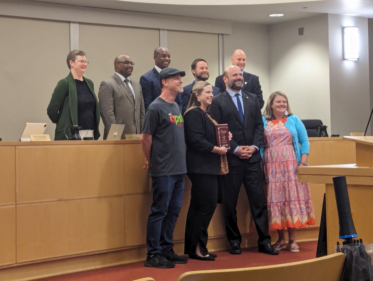 Congrats to AIG teacher Lauren Roy <a href="/WLES_AIG/">Lauren Roy</a> for being recognized in the town of Apex for her work with gifted students!! We are so proud of you!  <a href="/WCPSS_ALS/">ALS</a>
