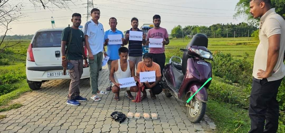 Assam Police apprehended two Meitei Narco Terrorist namely
 1. Premchandra Singh S/O Chandrahas Singh 
 2. Joy kumar Meitei S/O Chouba Meitei.

both residents of Binakandi Part I, PS- Lakhipur, Dist- Cachar.
@DGPAssamPolice 
@ajitanjum
@INCAssam @dhruv_rathee