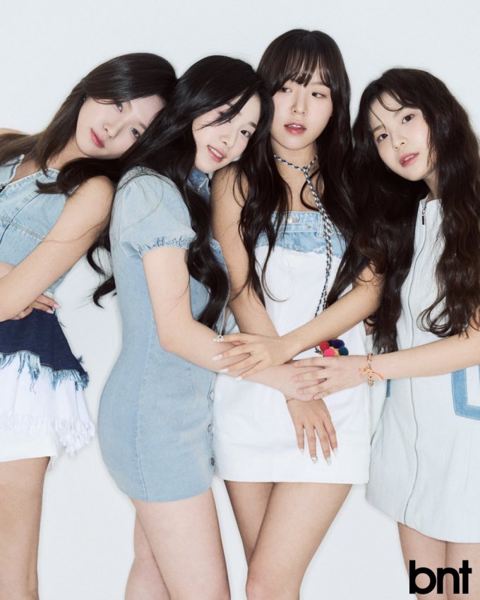 GNnoDGkWsAACaQH?format=jpg&name=900x900