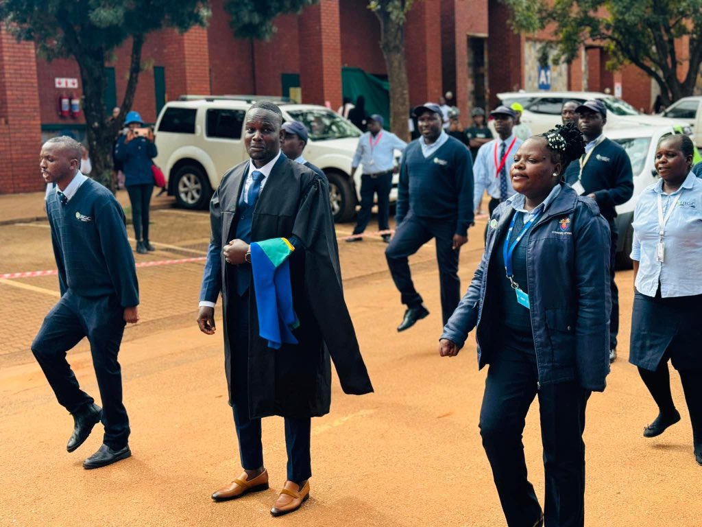 University Of Venda security officer  Graduates Urban and Regional Planning Degree 🙏🙏