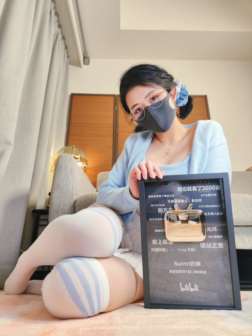 ✨💖💙感谢b站 · 感谢p站🖤🧡✨ 100k + 200k Thank you so much! https://t.co/hses0dYz1L