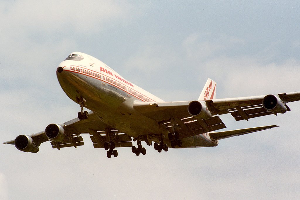Canada ignored an urgent warning from India in 1985

The result: terrorists bombed an Air India flight from Canada and took 329 lives

🧵 on the 1985 Air India Kanishka tragedy