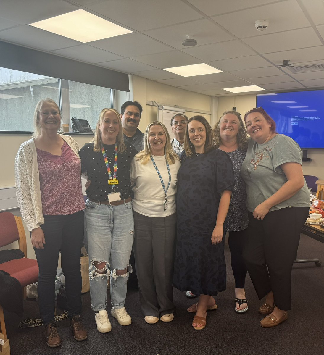 Absolutely massive congratulations to <a href="/anp_care/">ACP Sarah Ambulatory Care</a> for passing her research module on her MSc pathway for Advanced Practice. We are so proud of you! Exciting research topic incoming for acute medicine/SDEC around rapid assessment. <a href="/durrell_susie/">Susie Durrell MBE</a> <a href="/gloshospitals/">Gloucestershire Hospitals NHS Foundation Trust</a> <a href="/DilatantDoc/">Chris Custard</a> #ACP