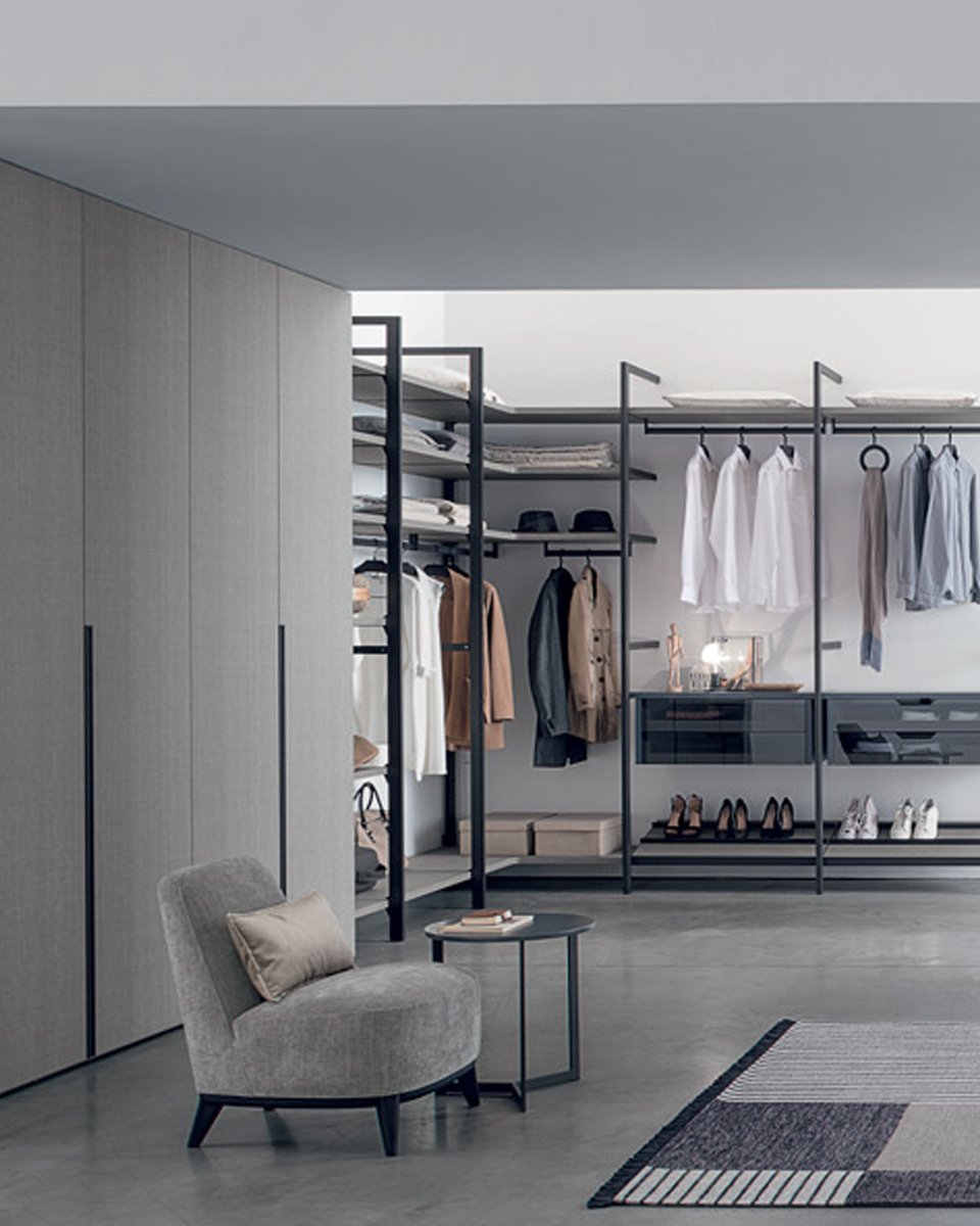 ArredoCasaGroup's tweet photo. The perfect blend of beauty and functionality. Our closet systems are designed around your needs.

#ModernClosetDesign #armoire #InteriorDesign #closet #closetdesign #luxury #home #designer #interiordesign #solution #closets #walkincloset #organization https://t.co/LQaSqWwoqU