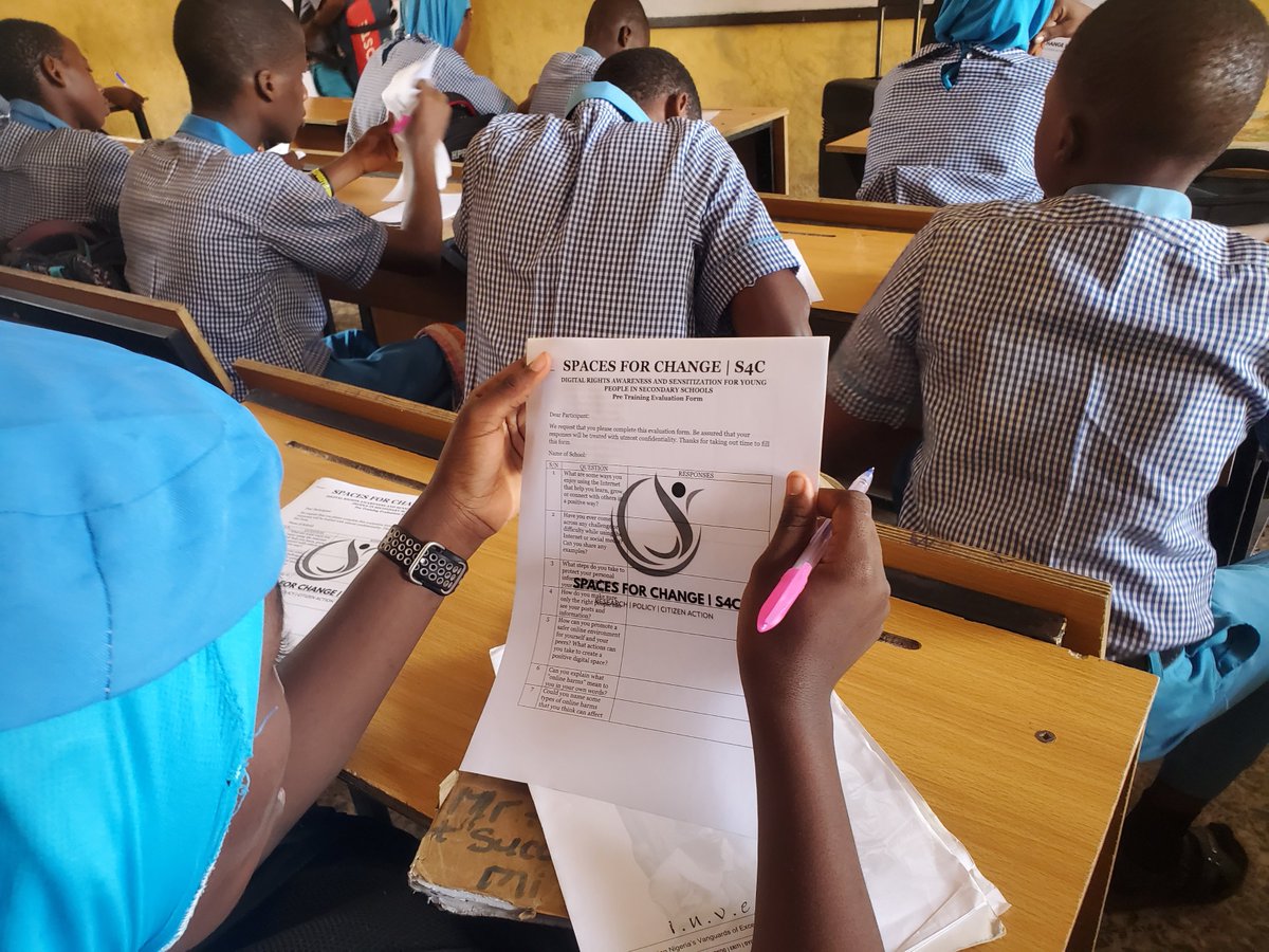 In partnership with @ICTAdvocates and @ASFFranceNG, and with the support of the @EUinNigeria, S4C recently carried out sensitization on internet safety and security to students of secondary schools in Lagos State. We engaged students in Babs-Fofun Millenium Senior Grammar School,…