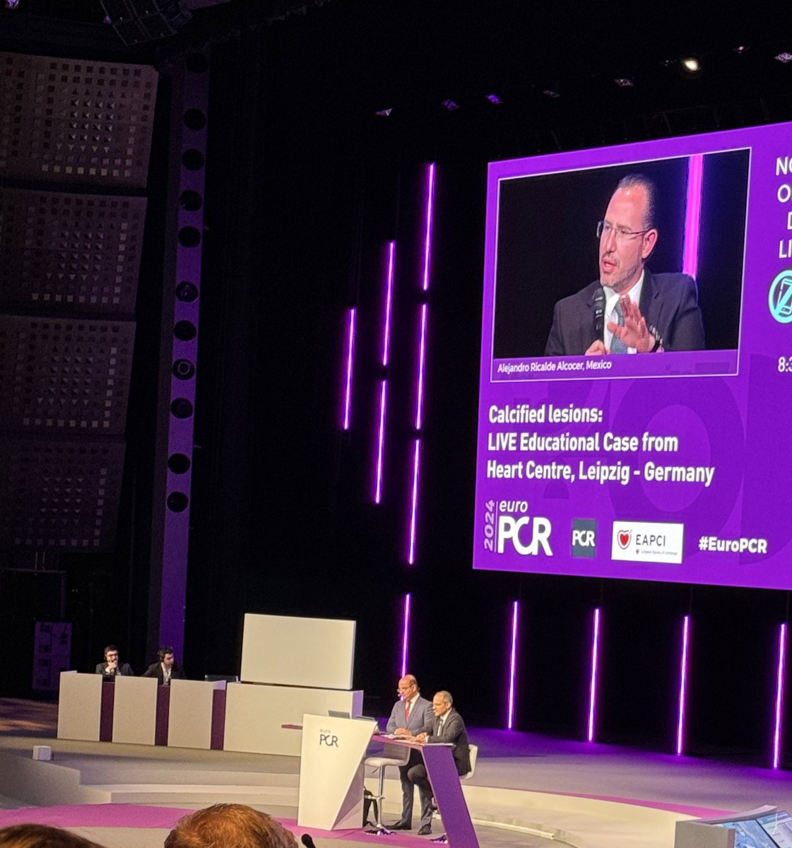 cecyefox's tweet photo. "Thrilled to witness the rising presence of Mexican voices at top-tier international conferences. Congratulations🇲🇽 @PCRonline 
@drricalde @Dr_JorgePadilla @Julio_Farjat @felixdamasds @alexariasmx20 @hect2701 @EduardoAArias1 #europcr #interventionalcardiology https://t.co/jNnuzY3Zxz