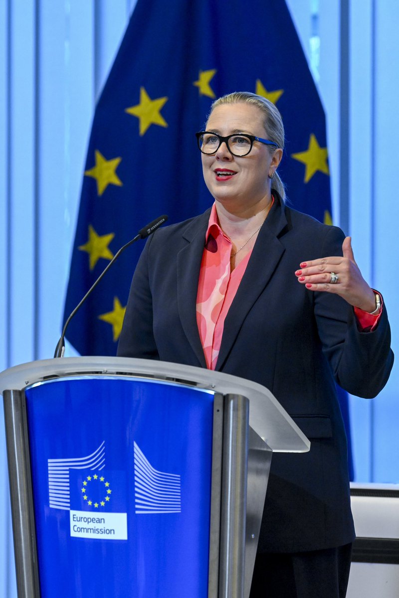 Climate change has a huge impact on the Arctic. External interests towards the region are growing.   “🇪🇺 Arctic policy reaffirms the need for Indigenous voices to lead sustainable management of the Arctic.” Speech at the Indigenous Peoples’ Dialogue 👉bit.ly/4akG95R