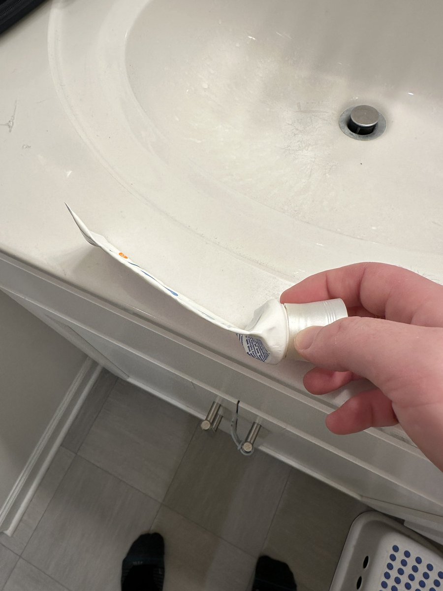 #AVtweeps with #InfoComm24 coming up in Vegas. I realized either I’m in Ultimate Dad mode or I have become a Magician. I have been getting toothpaste out of this tube for weeks now just like this 🤣
