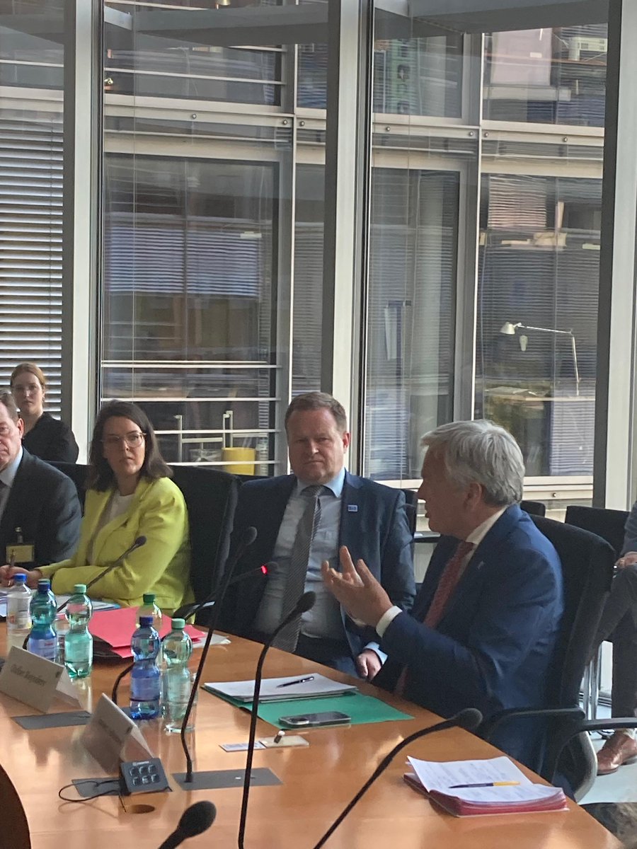 Interesting and fruitful discussion yesterday in #Berlin on my commitments and ambitions for @coe with the members of the 🇩🇪 Parliament  Jûrgen HARDT, @ArminLaschet, @VolkerUllrich, @FrankSchwabe, @HERavensburg, @HoffmannForest,  @michael_g_link &  @GydeJ. Thanks for welcoming me