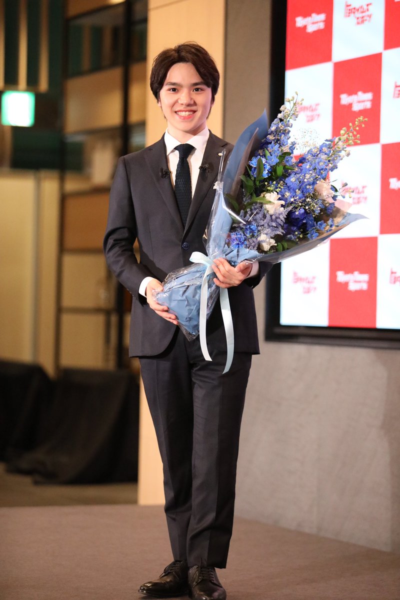 【宇野昌磨選手らしさ全開、和やか引退会見】 昨日の会見の様子が中京大学ホームページに掲載されました。 #宇野昌磨 #中京大学スケート部 #引退会見 chukyo-u.ac.jp/news/2024/05/0…