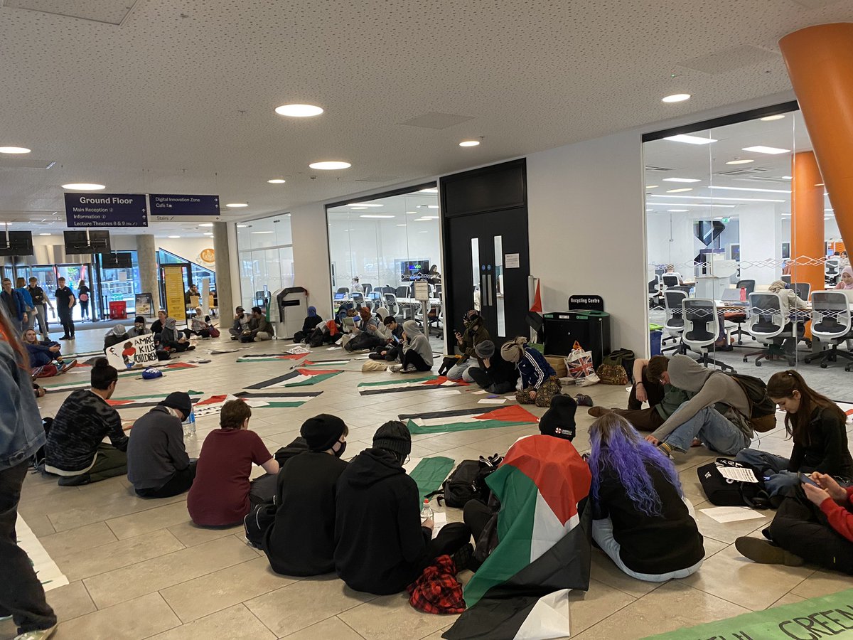 🚨Student group @palestine_sccp have begun a sit-in at @sheffielduni building The Diamond
