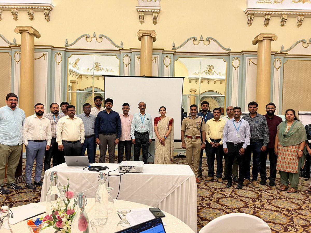 Productive workshop by @C40 Cities and BBMP's Climate Action Cell #BCAPCell! 25 officials brainstormed on Zero Emission Area which aims to improve air quality, reduce congestion, and GHG emissions. They co-created a zero emission area vision for the city.🌿 #SustainableCities