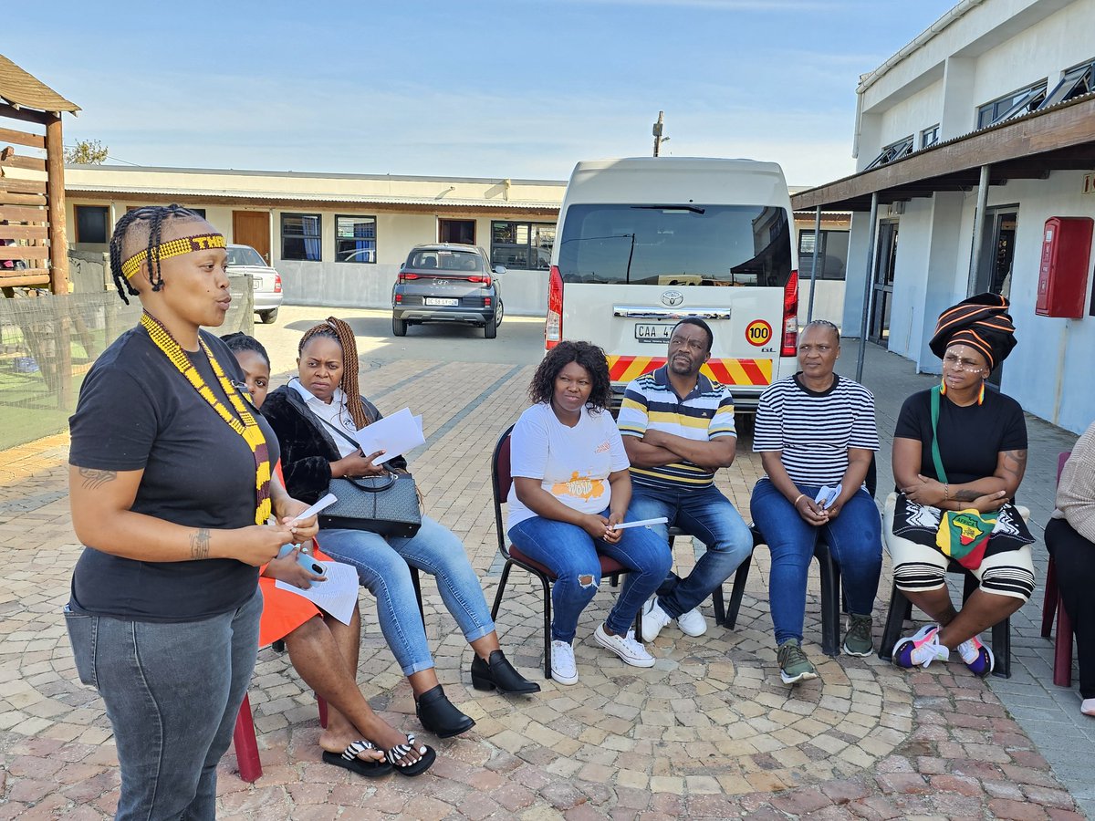 Let young women lead ✊🏾 Today our HIV/AIDS implementing partners from Botswana, Lesotho, Namibia & South Africa visited Young Women for Life in Strand, Cape Town to learn from the group about their work facilitating community dialogs on topics such as teen pregnancy, GBV & HIV.