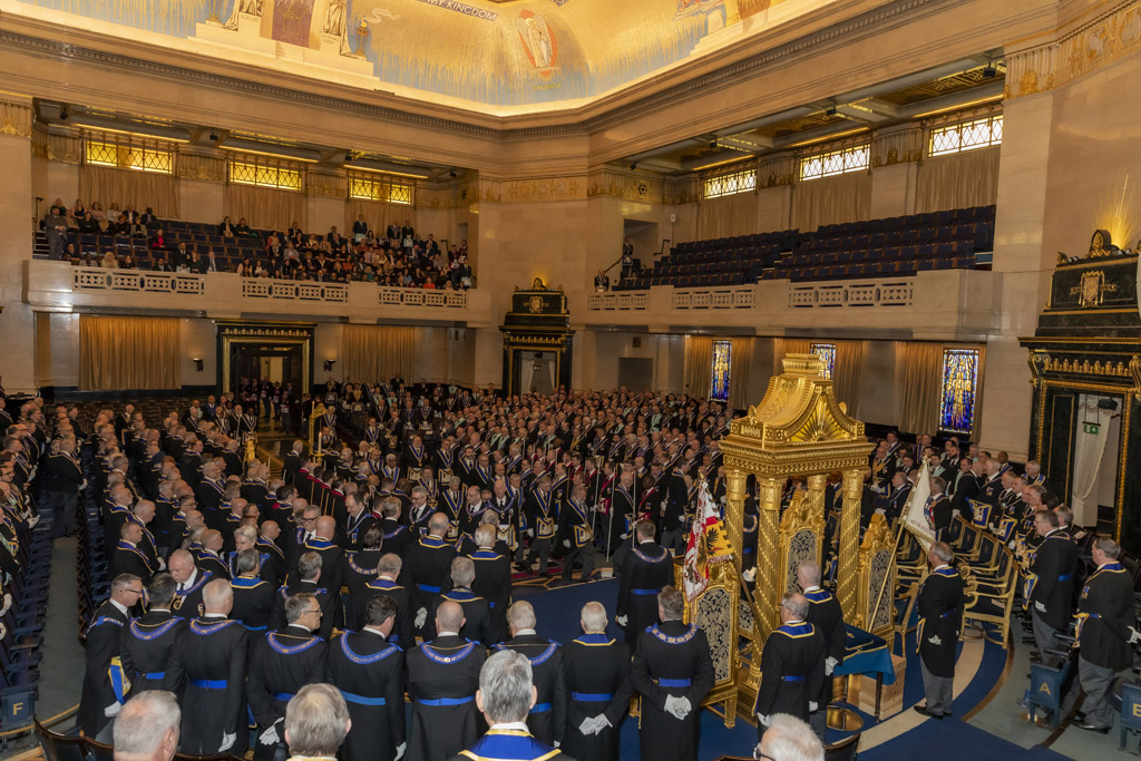 Curious about the inner workings of Met Grand Lodge? 🤔🔍

The hosts of #Craftcast recently met with Sir Michael Snyder, Warren Duke, and Guy Foster who delved into the history of London Freemasonry and their roles 🎙️🏛️

🔗ugle.org.uk/discover-freem…

@LondonMasons #Freemasons