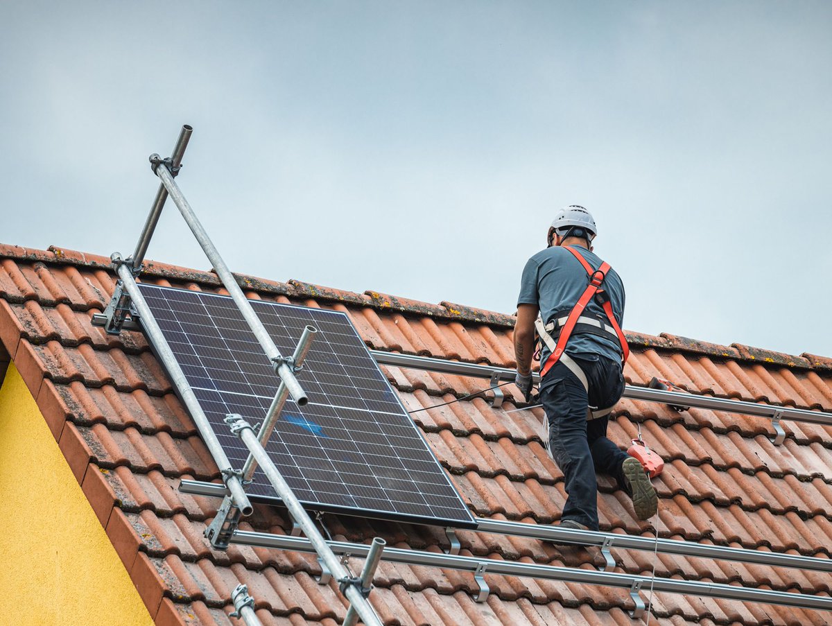 The sustainability reporting publication season has started with exciting news from our client, Enpal.

For total transparency, download the report: bit.ly/3V2wAD9

You can also read more about this achievement at Frankfurter Allgemeine Zeitung: bit.ly/3QMSAAj