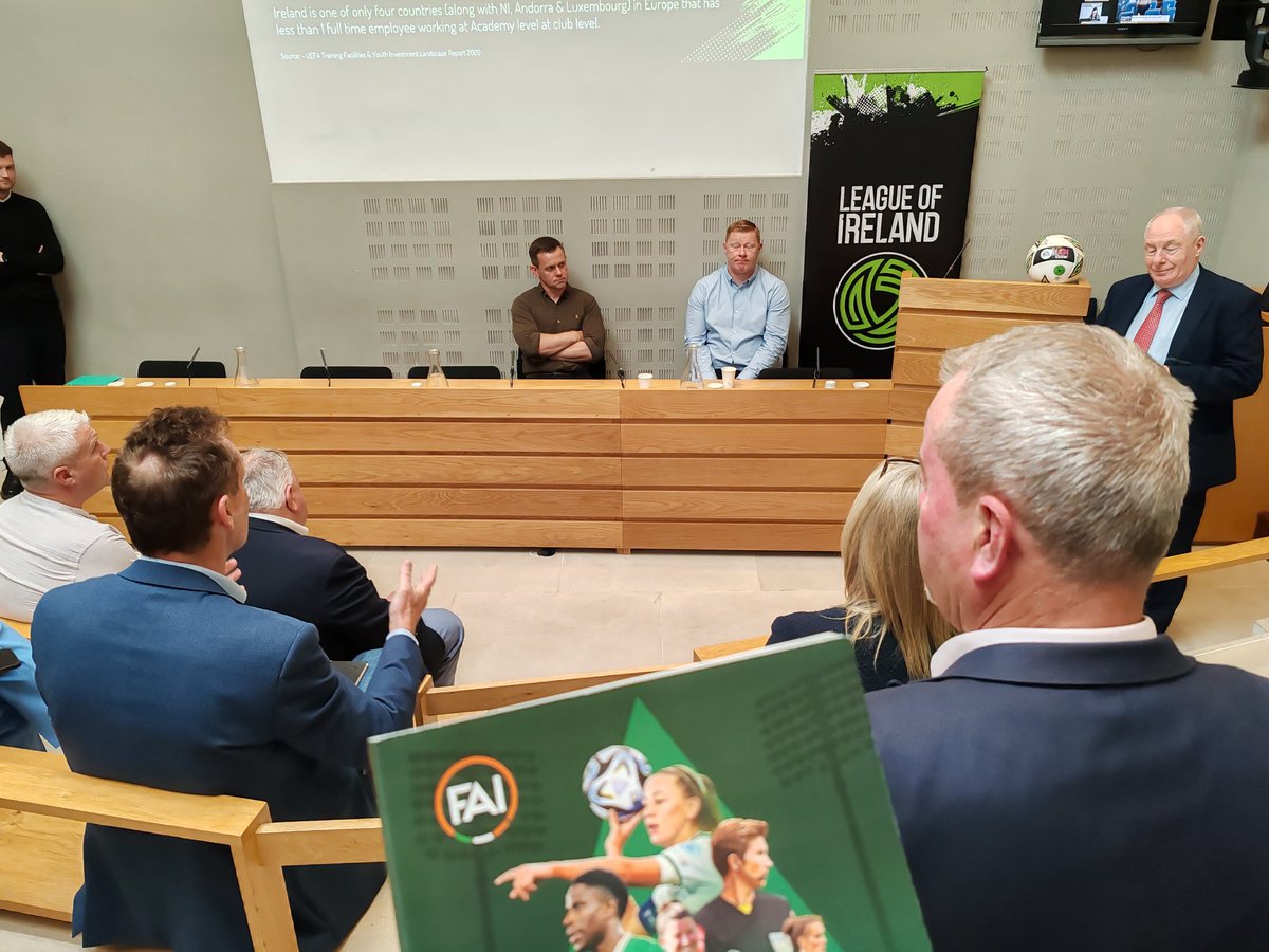 Great presentation by @WClarke1980 in Leinster House about the need to support the FAI Academy. Thank you @ciaramccormack for nudging me towards this briefing. Looking forward to discussing more maybe after a @TreatyUnitedFC game!