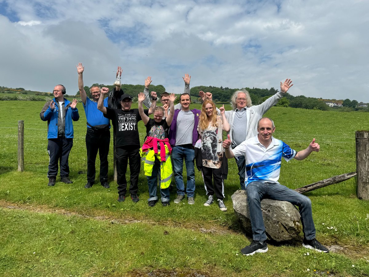 As we continue #MentalHealthAwarenessWeek, we're embracing the power of movement and connection on our Well Walk journey! 🚶‍♂️ Today, we explored locally in sunny Barrhead. We're taking steps to nurture our mental well-being and find peace in motion. 🌿 #MomentsForMovement