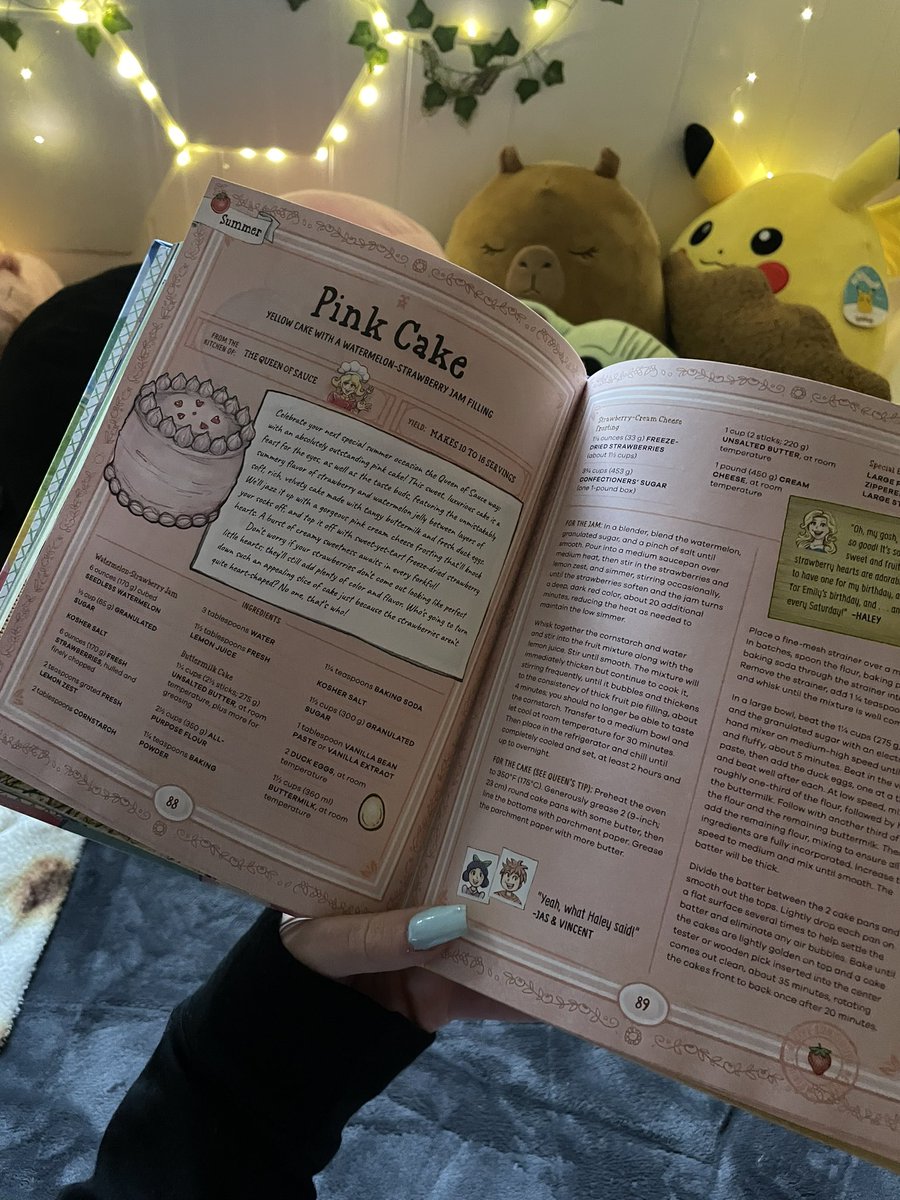 Just got the Stardew Valley Cookbook🥹This is so cute !!!!