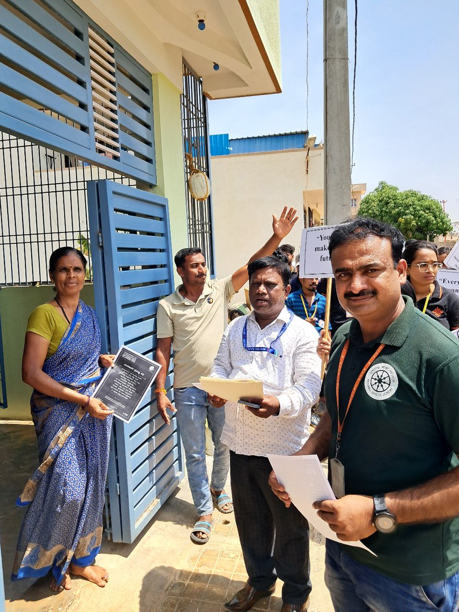 NSS Unit of REVA University is conducted Voter's Awareness programme at Mylanahalli village, Bangalore. 100 NSS volunteers attended the program and house to house campaign also conducted.@YASMinistry @_NSSIndia @Anurag_Office @ianuragthakur @PIBBengaluru @CBC_Bengaluru @ECISVEEP