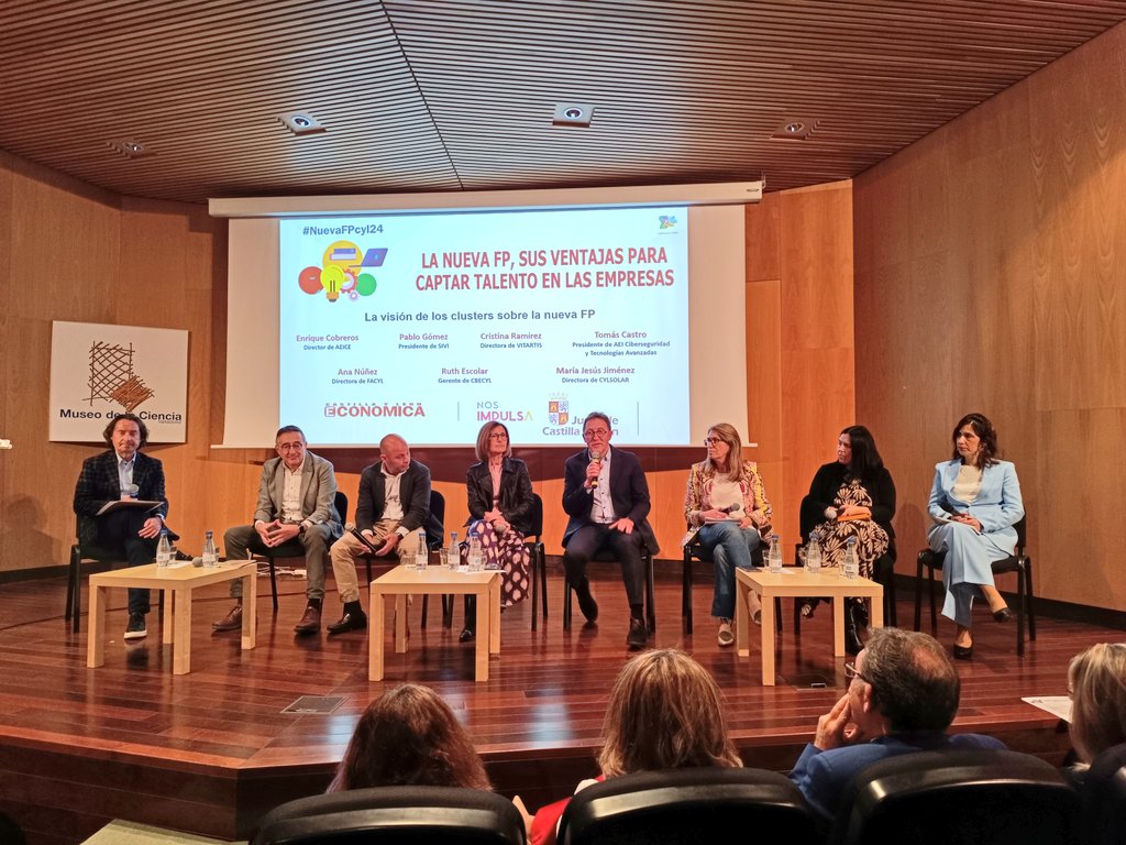 Tomás Castro "La mayoría de las empresas #TIC de #CyL tienen profesionales que vienen de #FP y son realmente buenos, muy resolutivos, no obstante para llegar a desarrollar trabajos mas especializados necesitan planes de formación específicos como ha sido #EARTIC" #NuevaFPcyl24
