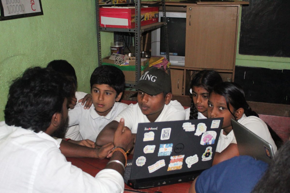 COMPUTER KALI aiming to train Government School students on computer&laptop.They have initiated this program with Nagadenahalli,Planning to cover other schools in coming days,that will help in overall development of kids in rural area.@YASMinistry @_NSSIndia @ianuragthakur