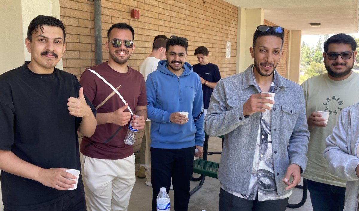 ACE_Grossmont's tweet photo. Smiles and laughter of our graduates at the graduation party are unforgettable. #internationalstudents #englishschool #languageschool #studyinusa #grossmontcollegeace https://t.co/XsnqCReSko