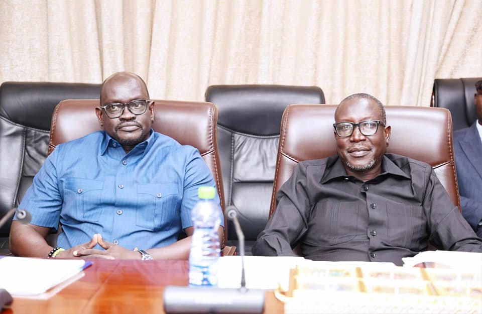 SouthSudanGov's tweet photo. #Juba | President Salva Kiir has announced a bold plan to inject a significant amount of hard currency into the market in an effort to combat the current inflation. The announcement was made during an Economic Cluster meeting. #SouthSudan https://t.co/D2bWkgIYCJ