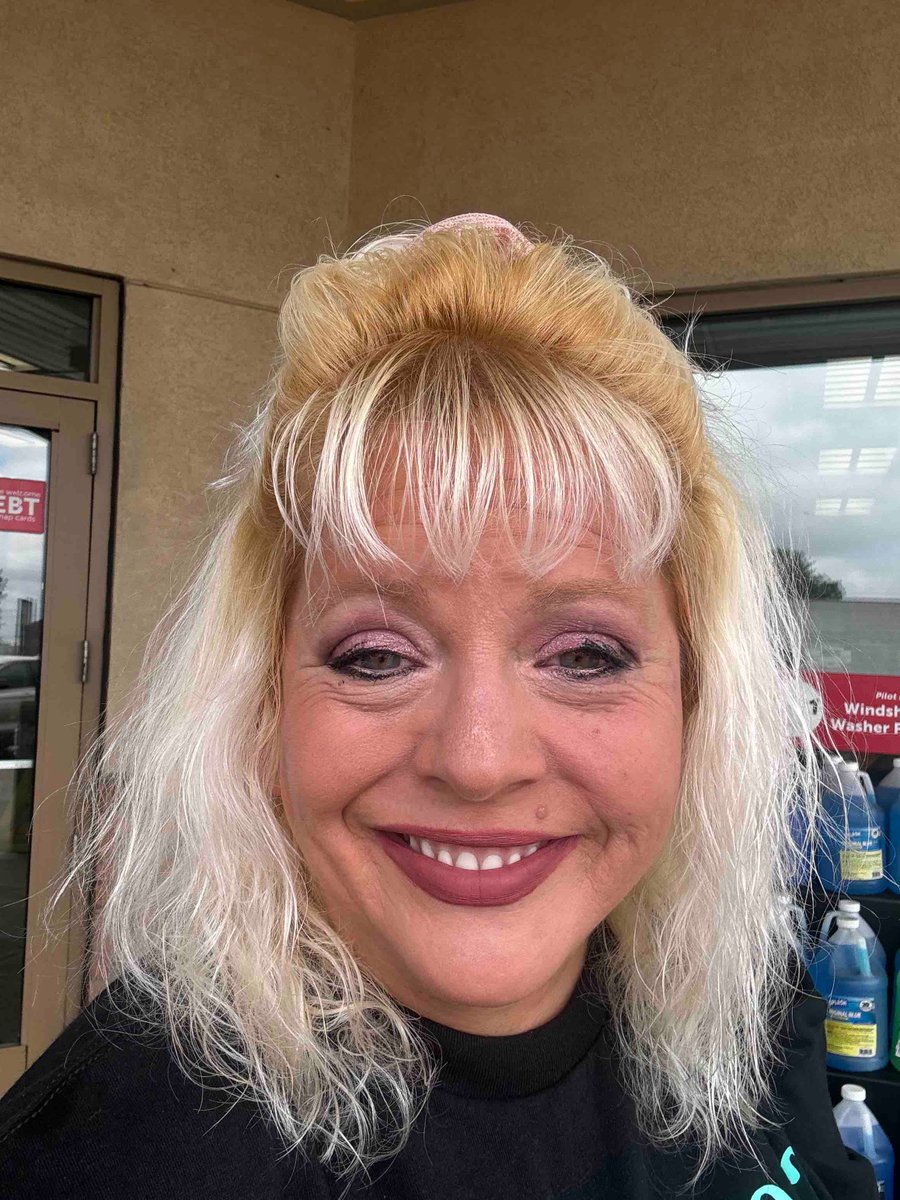 Nothing makes you feel more human as a truck driver, than an awesome HOT shower. #truckerslife #married2theroad #teamtruckers