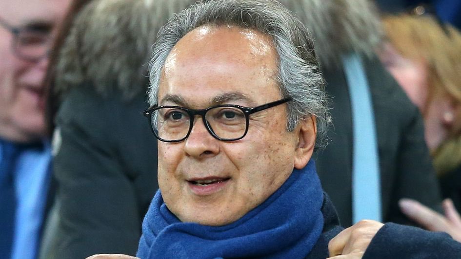 🎙️Simon Jordan on Farhad Moshiri losing £750m on Everton: “I don’t know who’s money this is, if I talk to David Dein he tells me it’s ‘categorically Moshiri’s’ money, other people say ‘not so sure, be careful you don’t lift that lid too high.”