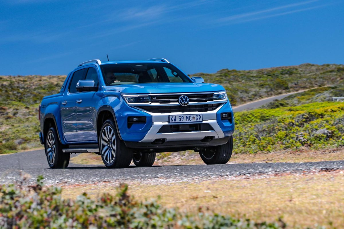 The bakkie segment is among the most competitive in the local market, with multiple options to the segment favourite, the Toyota Hilux. Here are 10 rivals for the Japanese giant! bit.ly/10BestCarsSimi…