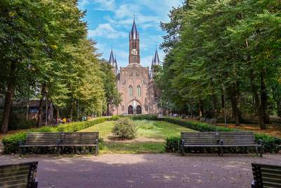 Omwonenden park Sint Willebrord al jarenlang gebukt onder terreur jongeren: ‘Ze rijden je omver met hun fatbikes’ dlvr.it/T6wv2p