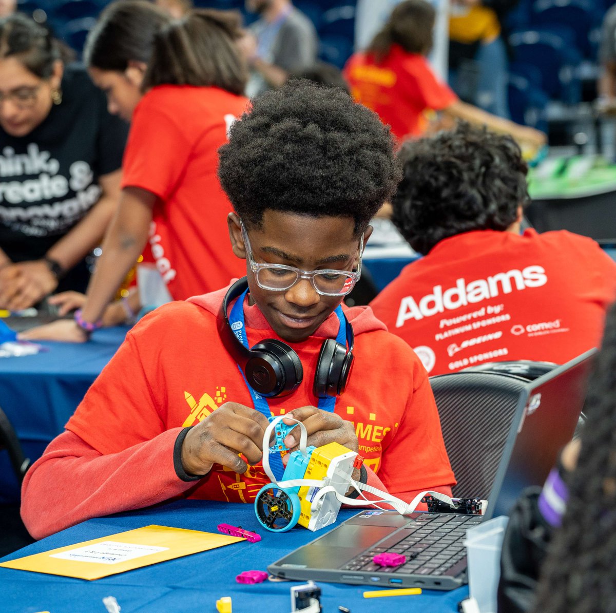 Get a closer look at our students in action during the 7th Annual ENpowered Games! 📸

#EPG24 #ENpoweredGames #ProjectSYNCERE #STEM #Engineering #STEMeducation #Chicago