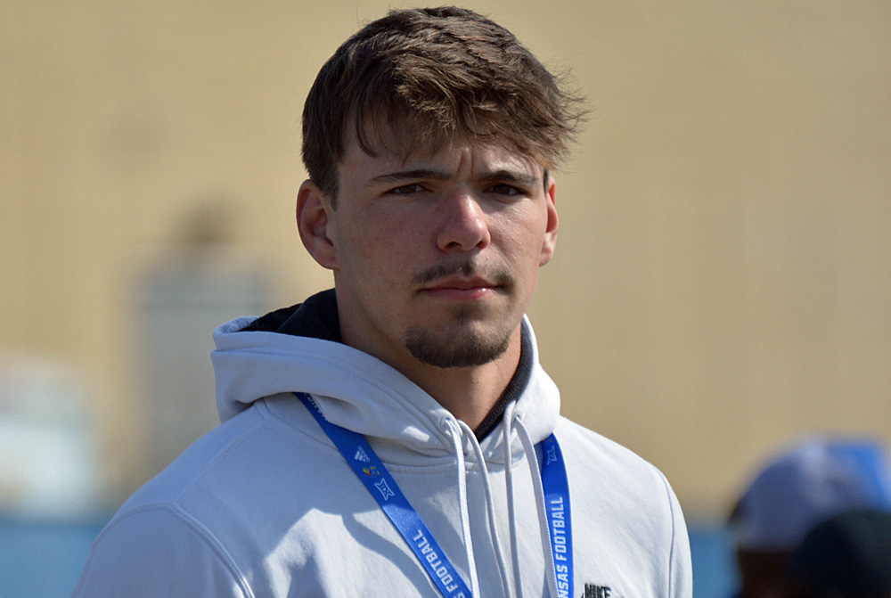 Recruiting Update: The Jayhawks are in line to get an official visit from Linkon Cure, the state's top recruit. An update where the KU coaches are recruiting around the country and a four-star DE is set to visit. #kufball LINK: kansas.forums.rivals.com/threads/recrui…