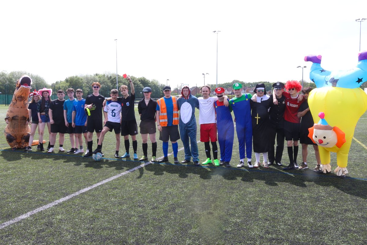 Protective Services students at Ellesmere Port got dressed up for a charity football match last week, raising money for @HelpforHeroes & @CYC_youngcarers 🙏

Students braved the sweltering heat dressed as a range of quirky characters, raising £296.32. Incredible work, everyone 🥰