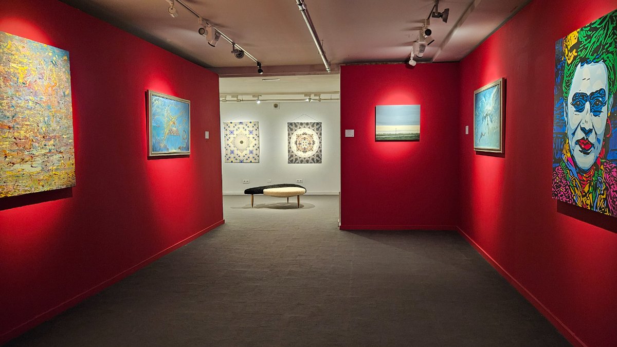 bcncultura's tweet photo. OpenArtCode omple d'art contemporani el @RCercleArtistic!

El col·lectiu combina diferents expressions artístiques en una mostra que pots visitar fins al 23 de maig.

Si tens curiositat per l'art i vols explorar noves propostes, hi has d'anar!

https://t.co/633bPA7dse https://t.co/bbIKUrPbIv
