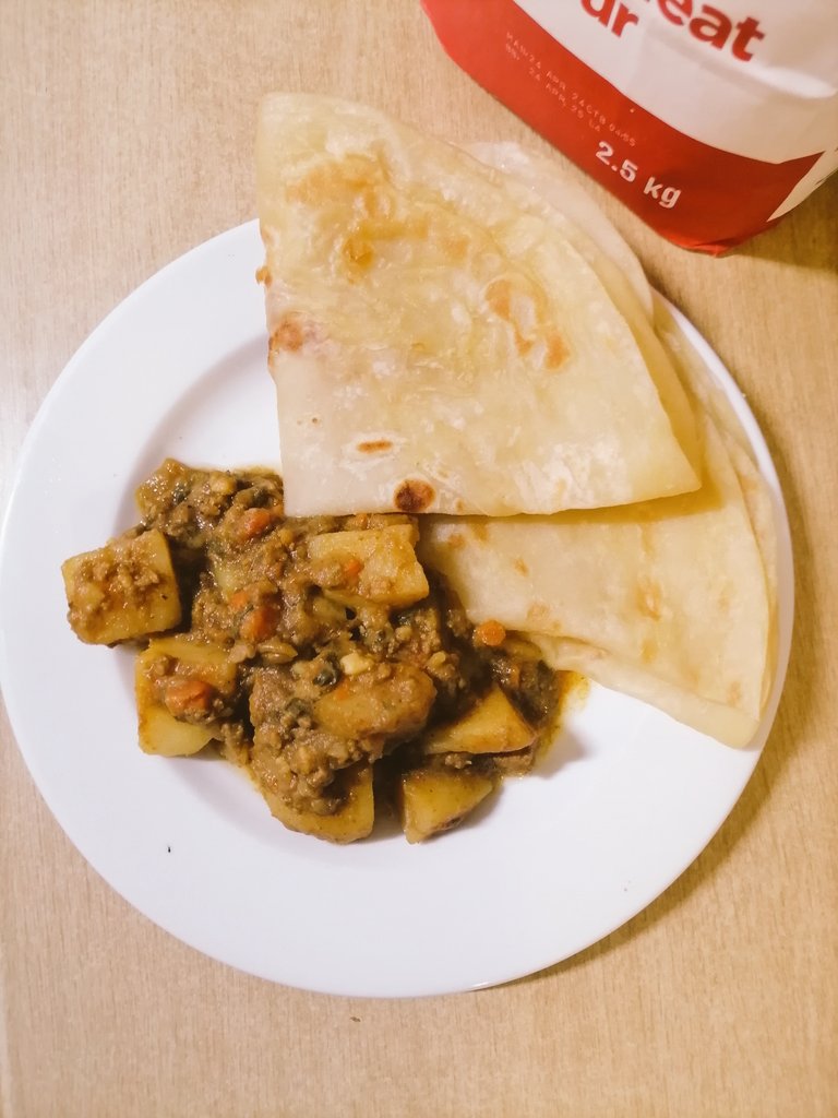 MoegamatAl429's tweet photo. Supperππ.
#bakewithSNOWFLAKE #tryitwithA #letsgetbaking #cputmedia #CPUTMediaCreatives https://t.co/7nCwkoOJFR